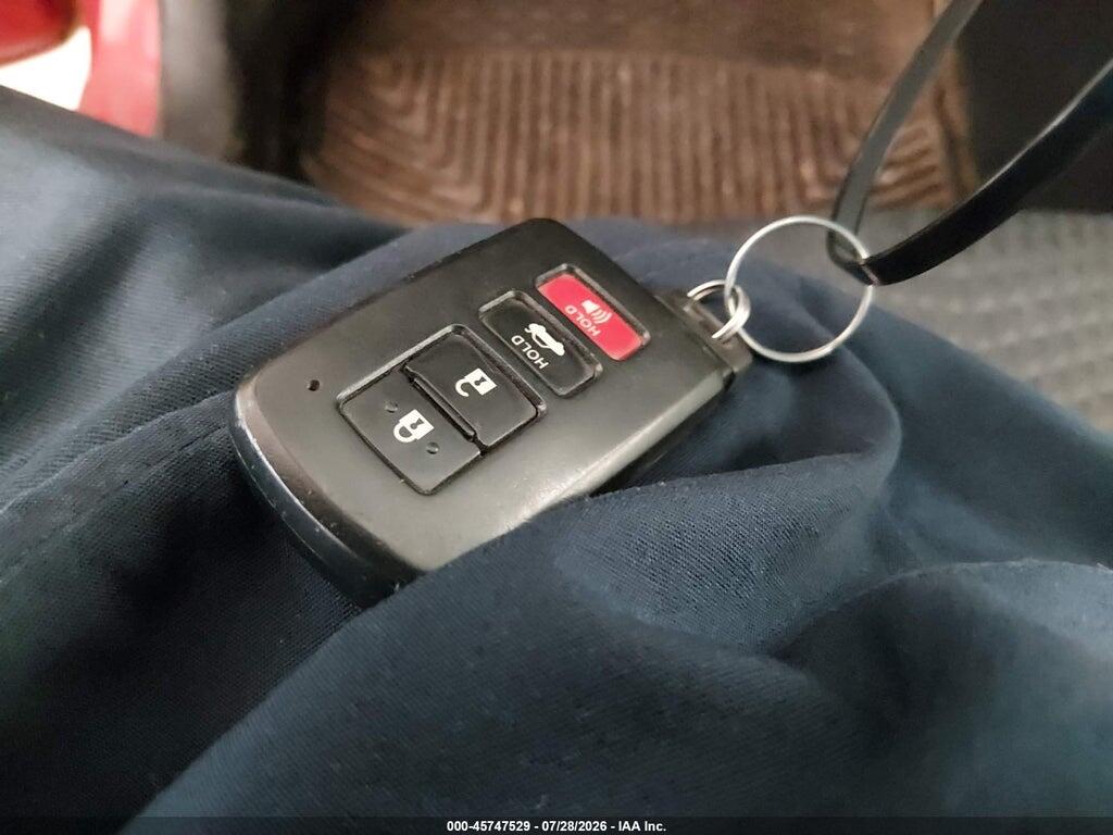 4T1BF1FK4DU668027 2013 TOYOTA CAMRY photo no. 11