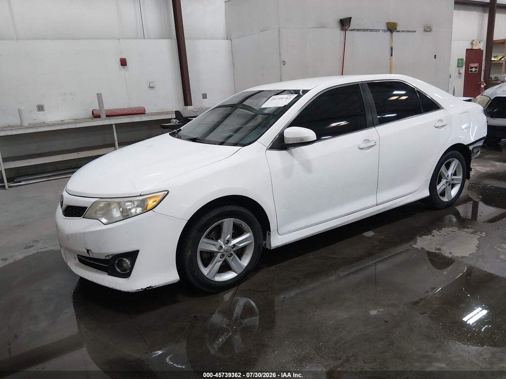 4T1BF1FK2DU638492 2013 TOYOTA CAMRY photo no. 2
