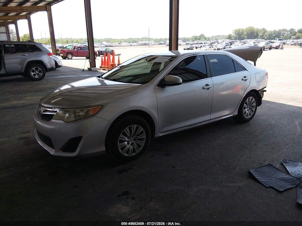 4T1BF1FK0DU249074 2013 TOYOTA CAMRY photo no. 2