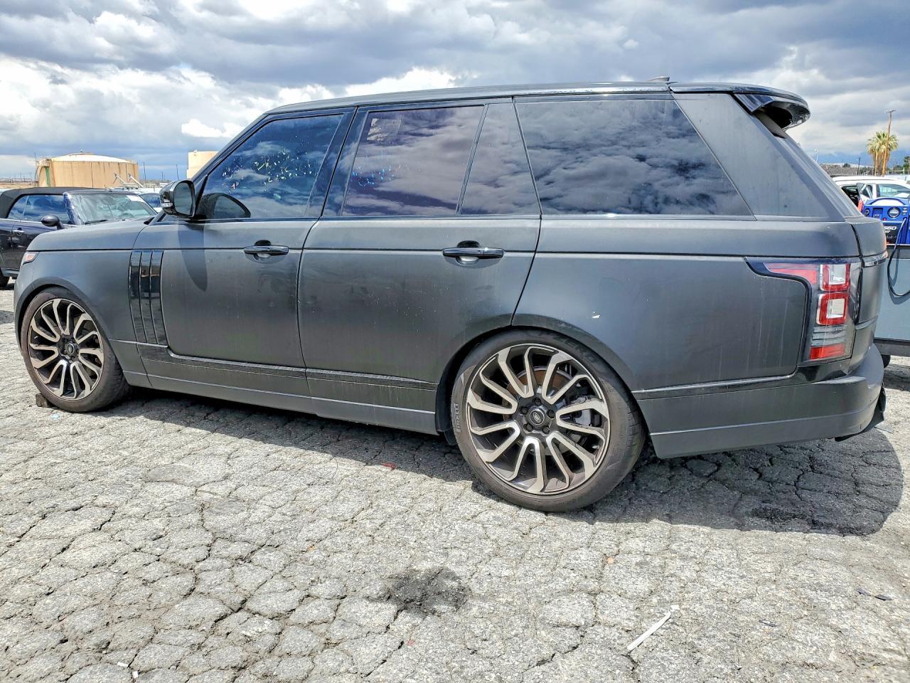 2017 LAND ROVER RANGE ROVER HSE — Фото 2 из 13