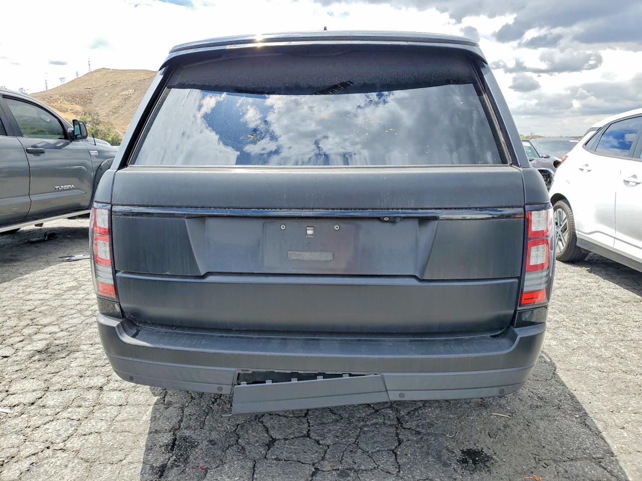 2017 LAND ROVER RANGE ROVER HSE — Фото 6 из 13