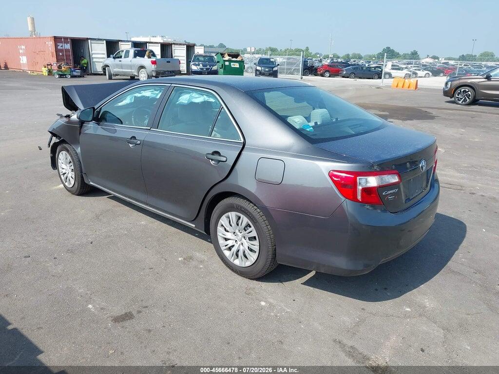 4T1BF1FKXDU211464 2013 TOYOTA CAMRY photo no. 3