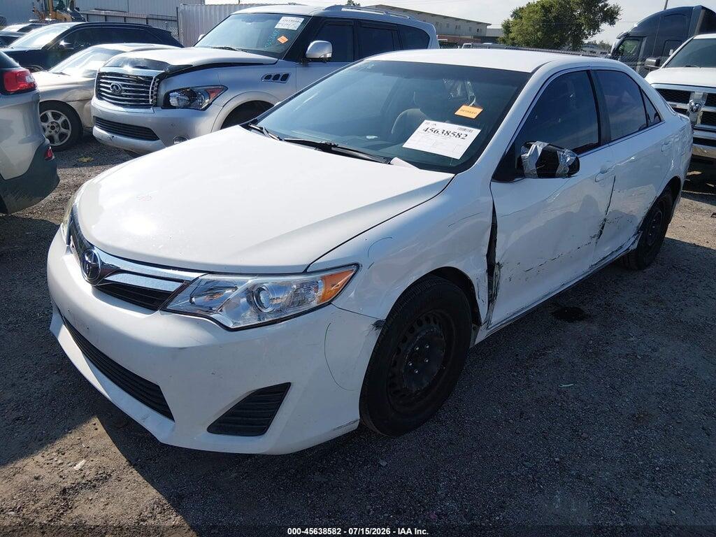 4T1BF1FK3DU205893 2013 TOYOTA CAMRY photo no. 2
