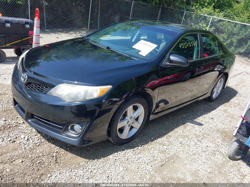 4T1BF1FK2DU685005 2013 TOYOTA CAMRY photo no. 2