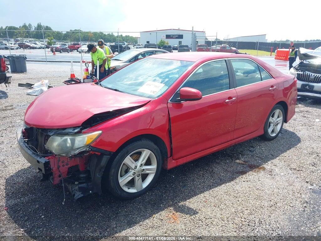 4T1BF1FK2DU711389 2013 TOYOTA CAMRY photo no. 2