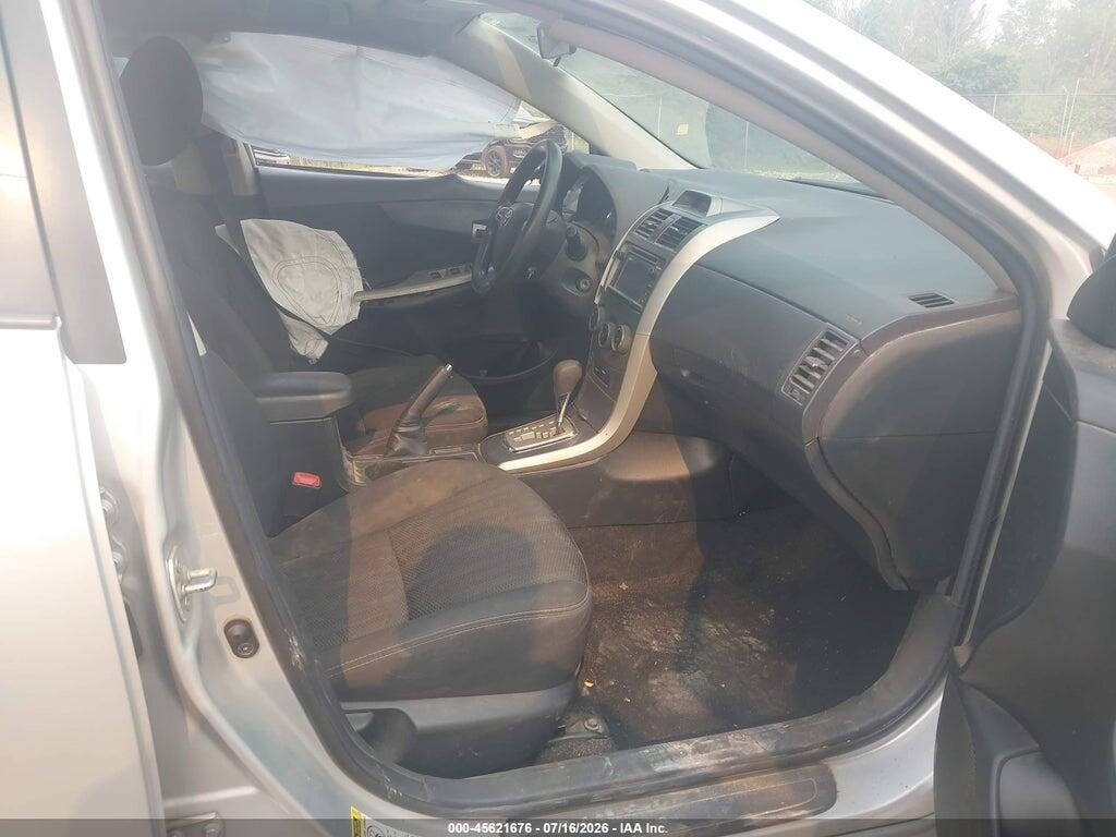 2T1BU4EE8DC105518 2013 TOYOTA COROLLA photo no. 5