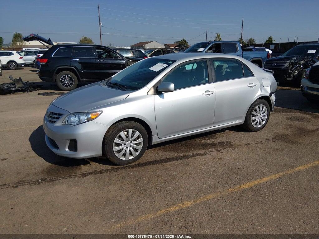 2T1BU4EE4DC956926 2013 TOYOTA COROLLA photo no. 2