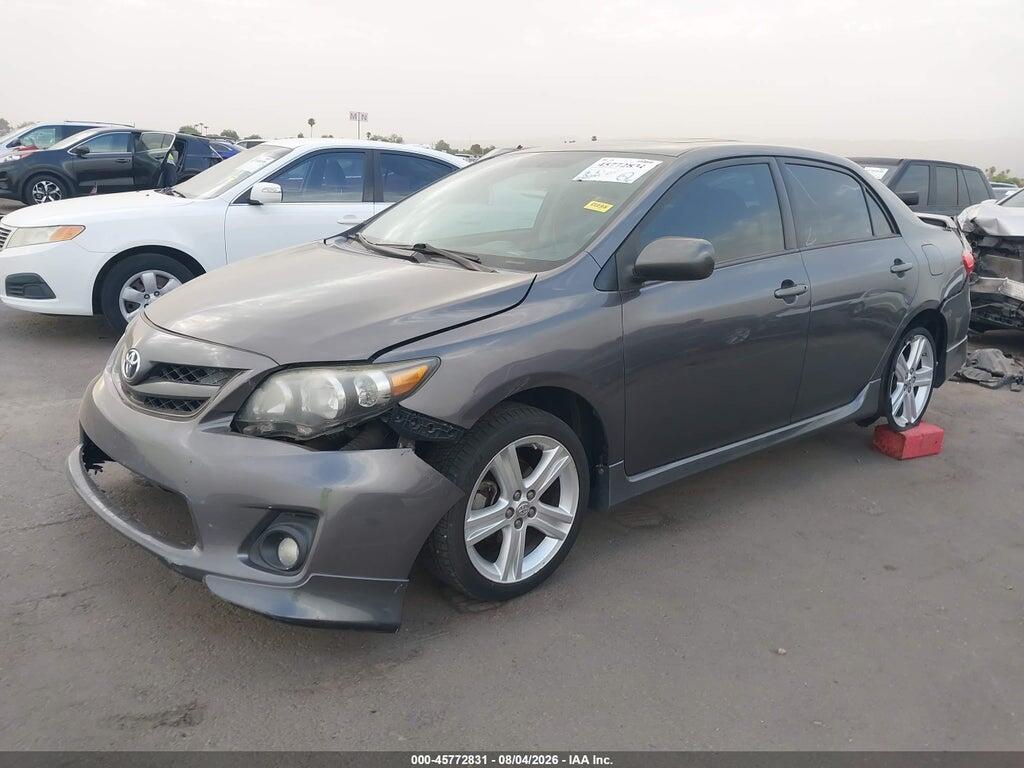 5YFBU4EE7DP155262 2013 TOYOTA COROLLA photo no. 2