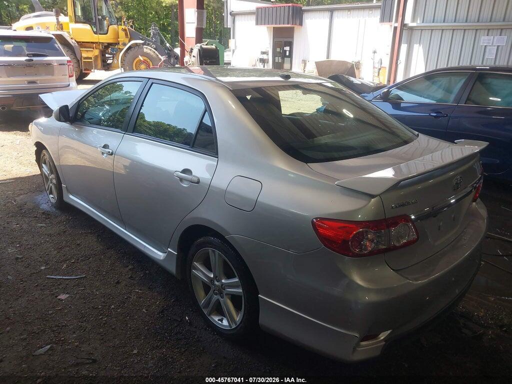 2T1BU4EE2DC960473 2013 TOYOTA COROLLA photo no. 3