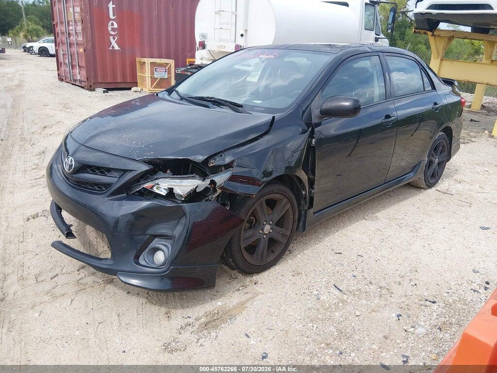 2T1BU4EE4DC127810 2013 TOYOTA COROLLA photo no. 2