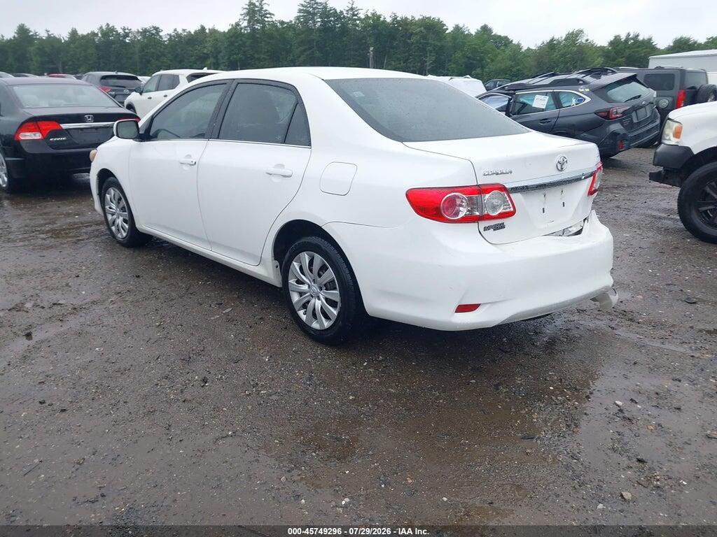 2T1BU4EE9DC948580 2013 TOYOTA COROLLA photo no. 3