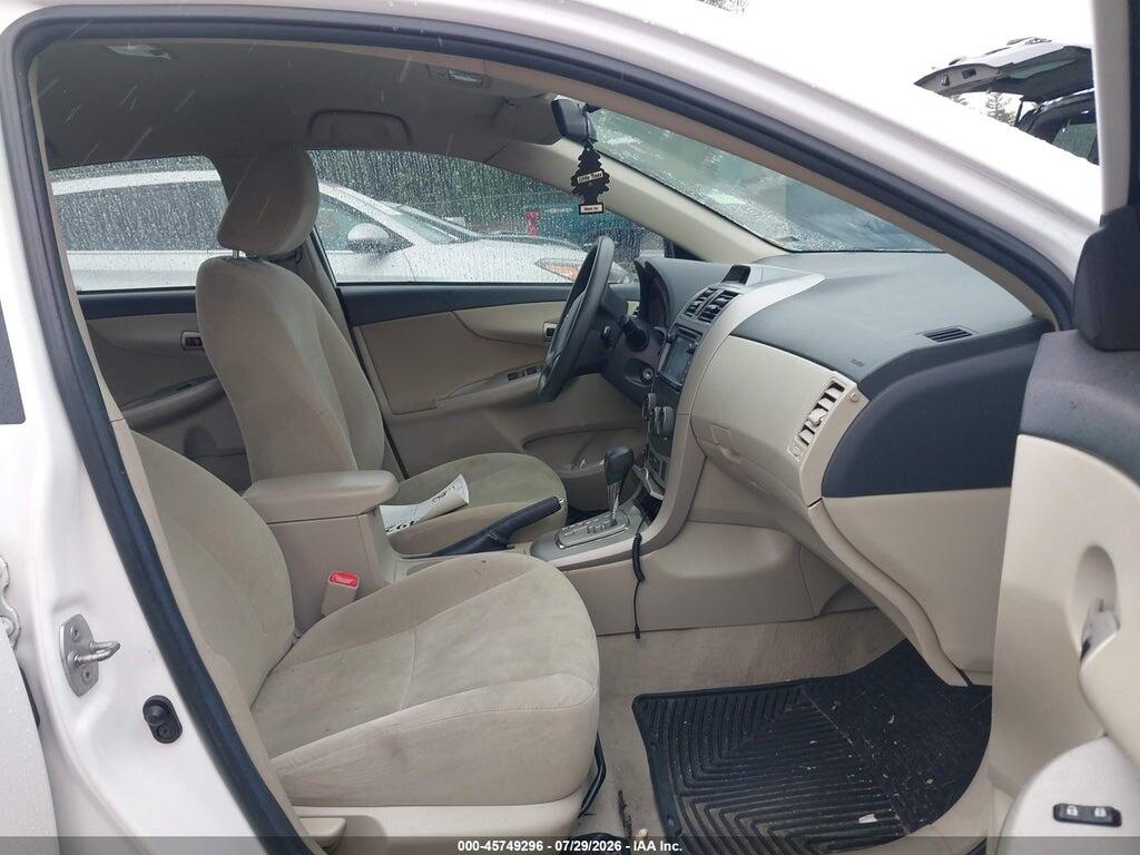 2T1BU4EE9DC948580 2013 TOYOTA COROLLA photo no. 5