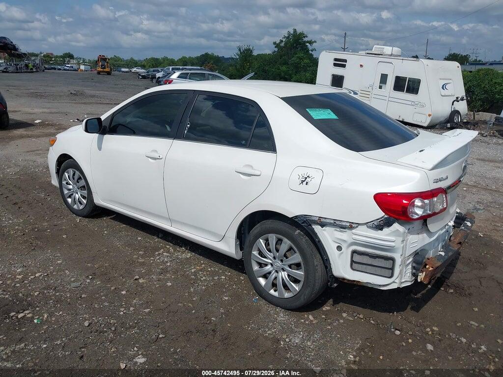 2T1BU4EE9DC946425 2013 TOYOTA COROLLA photo no. 3