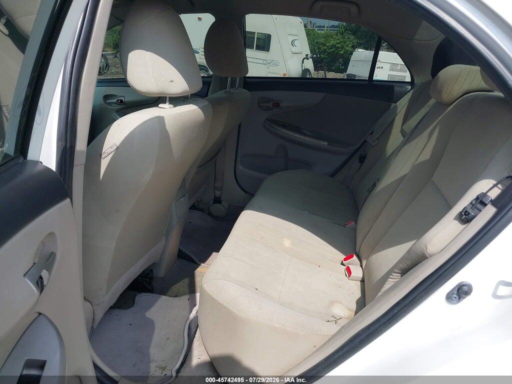 2T1BU4EE9DC946425 2013 TOYOTA COROLLA photo no. 8