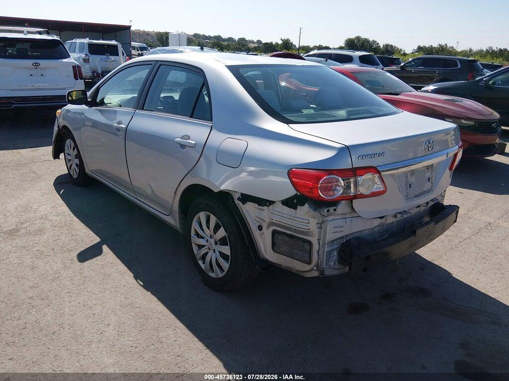 5YFBU4EE2DP152656 2013 TOYOTA COROLLA photo no. 3