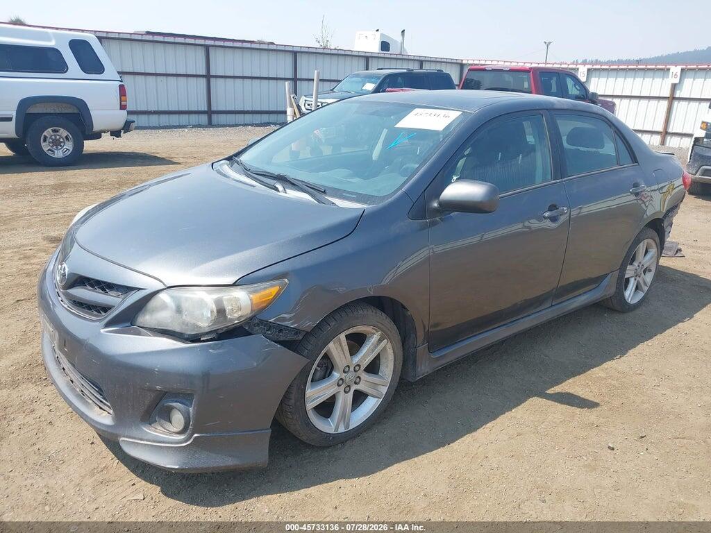 2T1BU4EE8DC086744 2013 TOYOTA COROLLA photo no. 2
