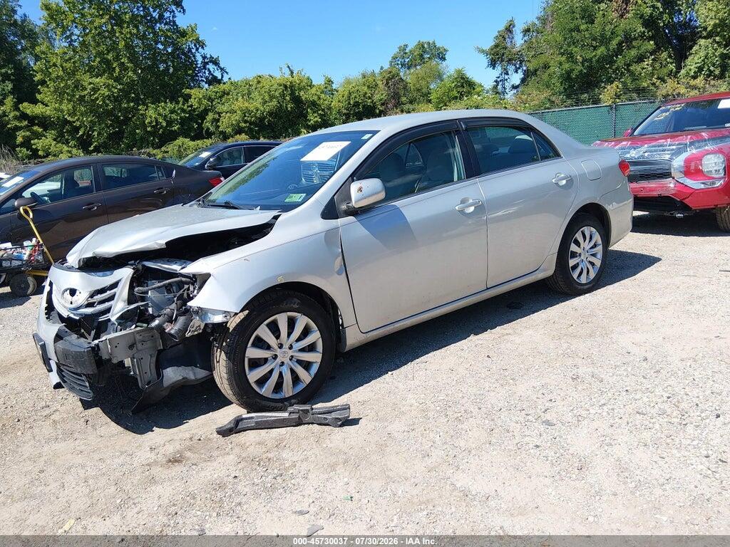 5YFBU4EE2DP143634 2013 TOYOTA COROLLA photo no. 2