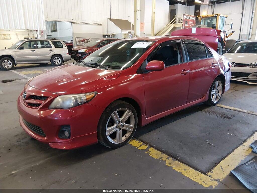 2T1BU4EEXDC082226 2013 TOYOTA COROLLA photo no. 2