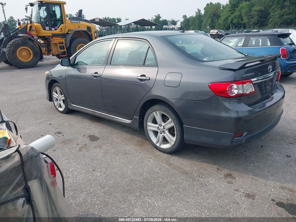 2T1BU4EE8DC092611 2013 TOYOTA COROLLA photo no. 3