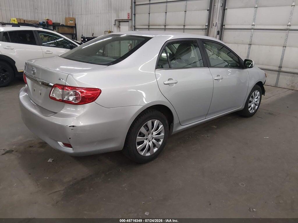 5YFBU4EE1DP141714 2013 TOYOTA COROLLA photo no. 4