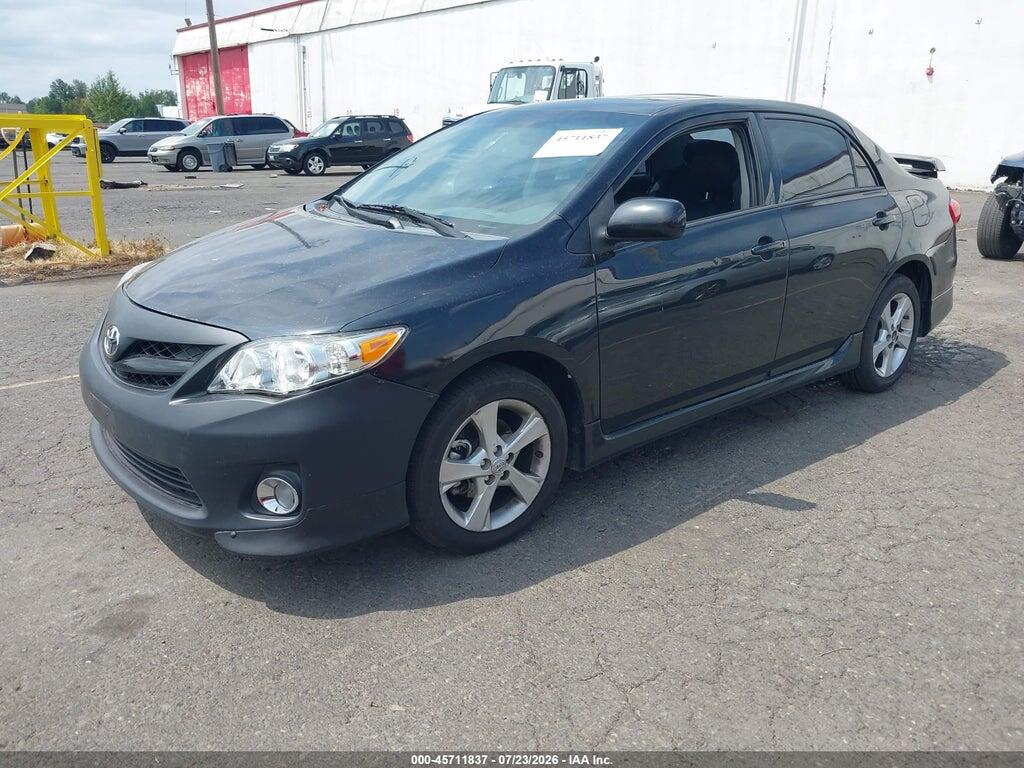 2T1BU4EE6DC021178 2013 TOYOTA COROLLA photo no. 2