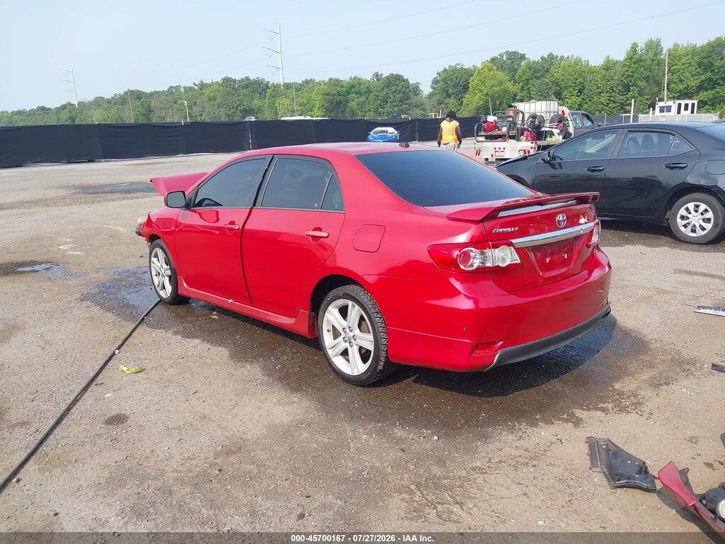 2T1BU4EE8DC937473 2013 TOYOTA COROLLA photo no. 3