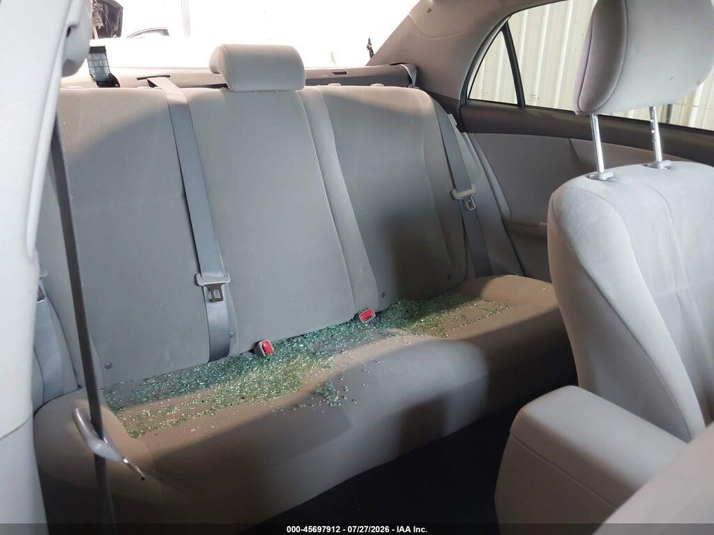 2T1BU4EE2DC924251 2013 TOYOTA COROLLA photo no. 8