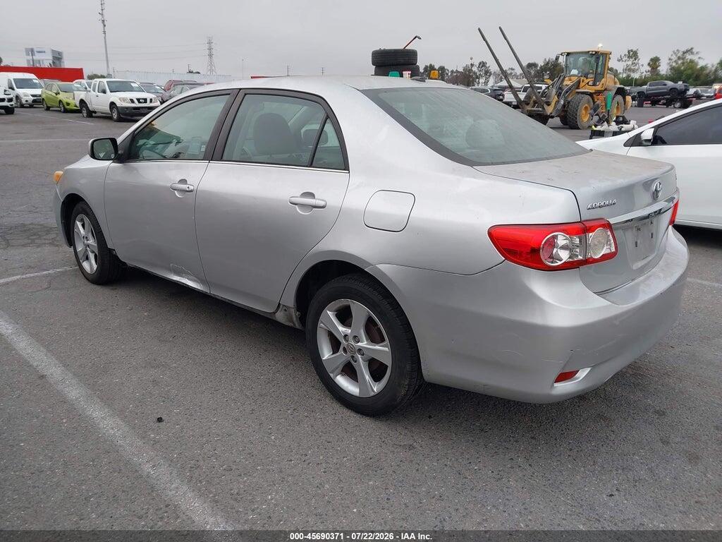 5YFBU4EE8DP202928 2013 TOYOTA COROLLA photo no. 3