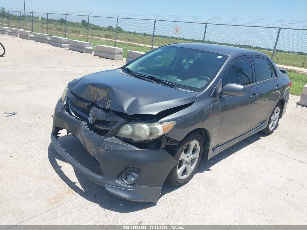 2T1BU4EE7DC929736 2013 TOYOTA COROLLA photo no. 2