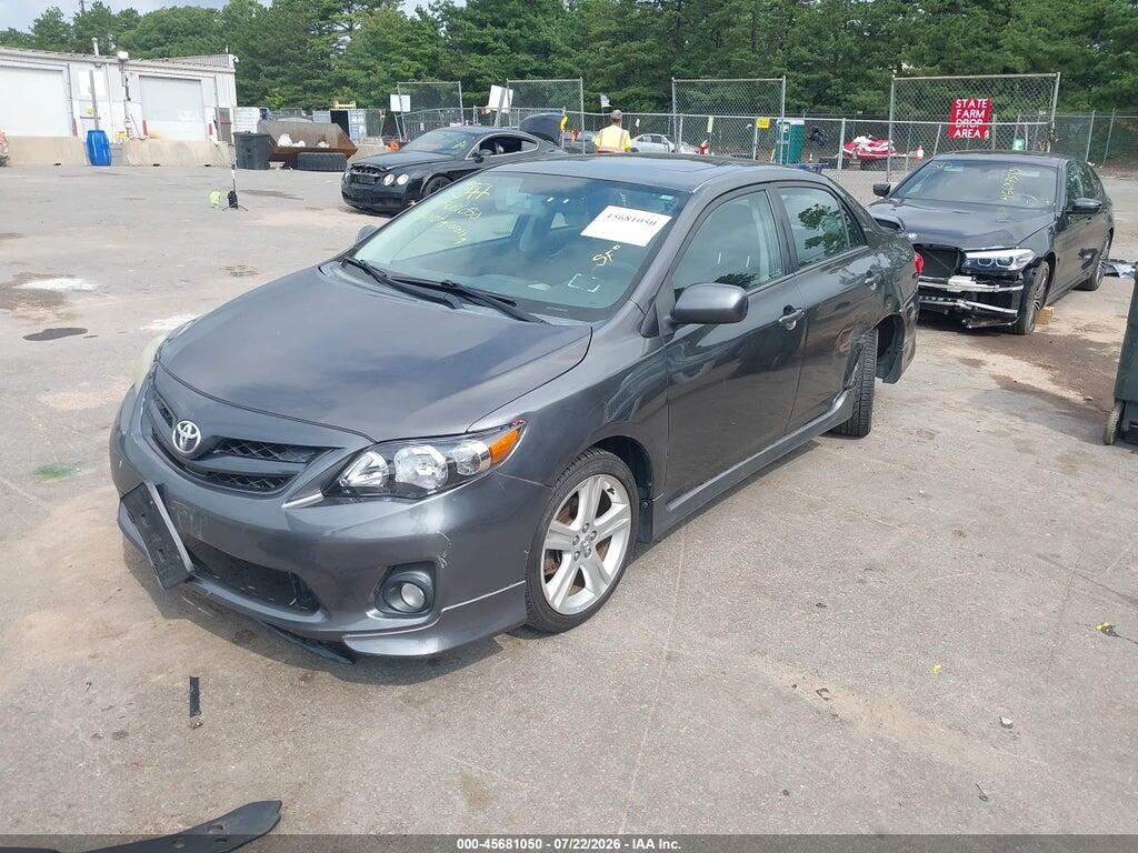 2T1BU4EE9DC078930 2013 TOYOTA COROLLA photo no. 2