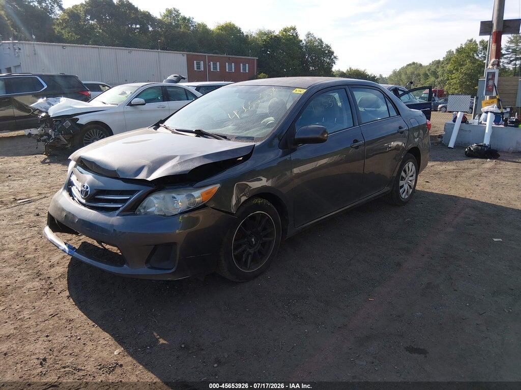 2T1BU4EE2DC046658 2013 TOYOTA COROLLA photo no. 2