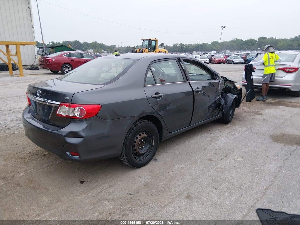 2T1BU4EE7DC922561 2013 TOYOTA COROLLA photo no. 4
