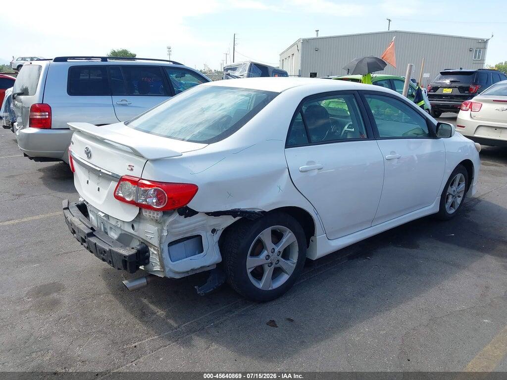 2T1BU4EE2DC998463 2013 TOYOTA COROLLA photo no. 4