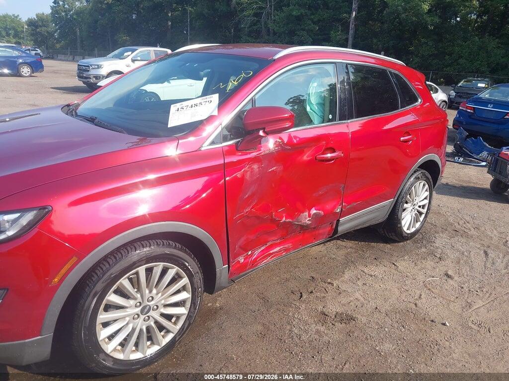 5LMCJ1C95KUL15360 2019 LINCOLN MKC photo no. 6