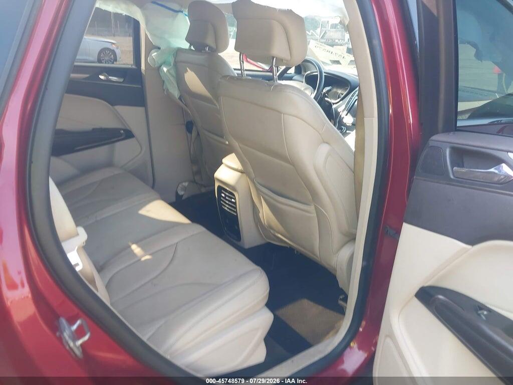5LMCJ1C95KUL15360 2019 LINCOLN MKC photo no. 8