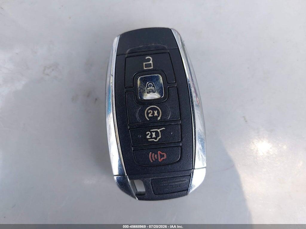 5LMCJ1D90KUL34543 2019 LINCOLN MKC photo no. 11