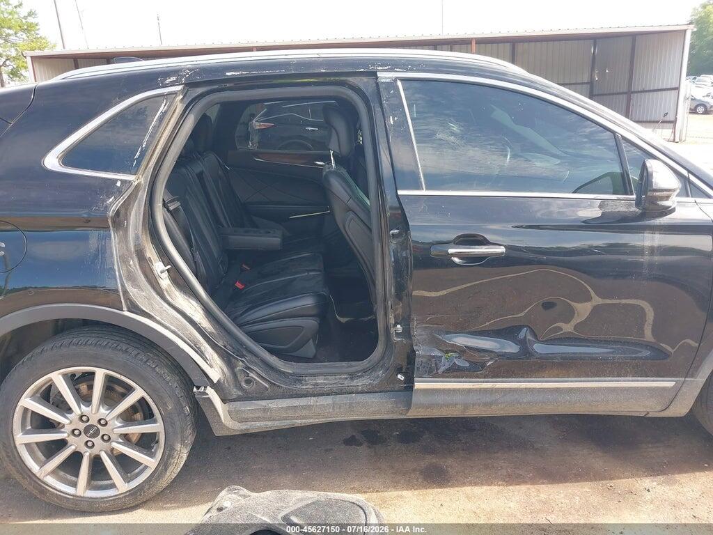 5LMCJ3C90KUL00423 2019 LINCOLN MKC photo no. 6