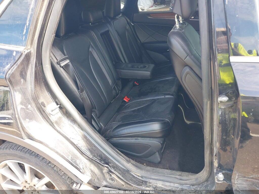 5LMCJ3C90KUL00423 2019 LINCOLN MKC photo no. 8