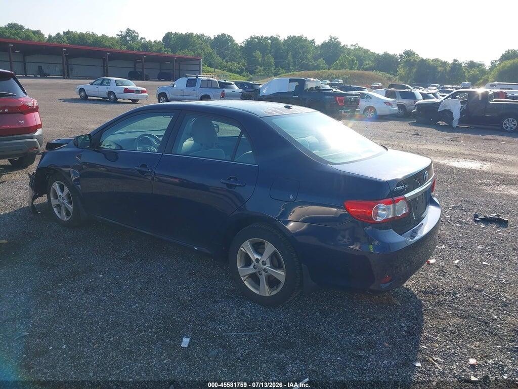 2T1BU4EE4DC965528 2013 TOYOTA COROLLA photo no. 3