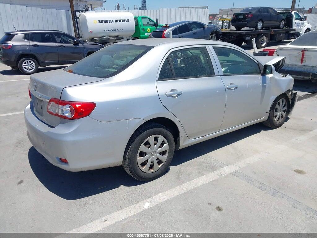JTDBU4EE8DJ119620 2013 TOYOTA COROLLA photo no. 4