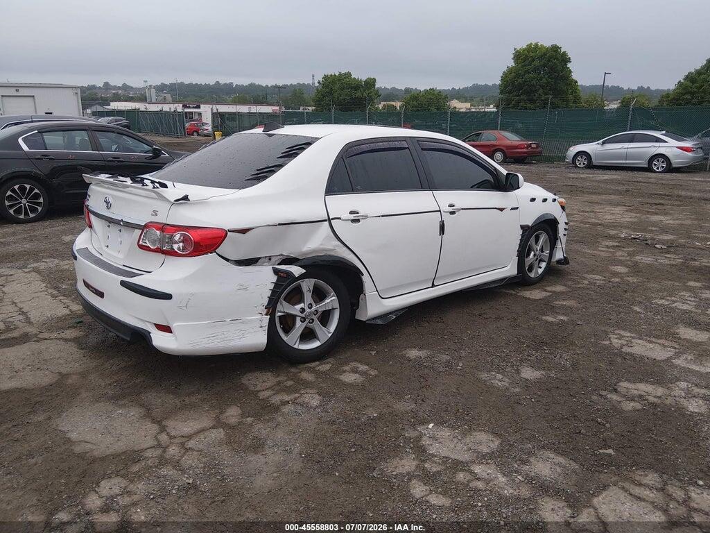 2T1BU4EE2DC976432 2013 TOYOTA COROLLA photo no. 4