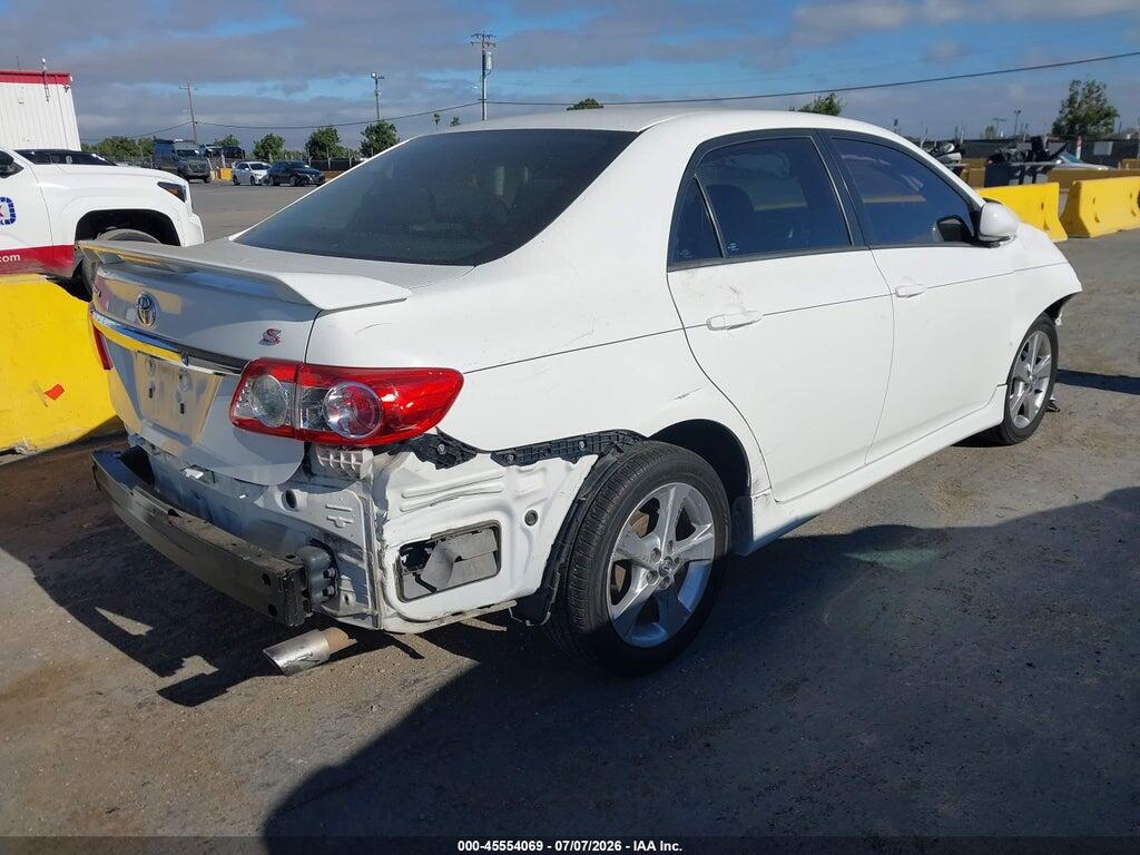 2T1BU4EE3DC944282 2013 TOYOTA COROLLA photo no. 4