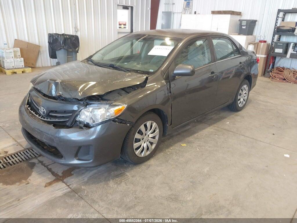 5YFBU4EE1DP159792 2013 TOYOTA COROLLA photo no. 2