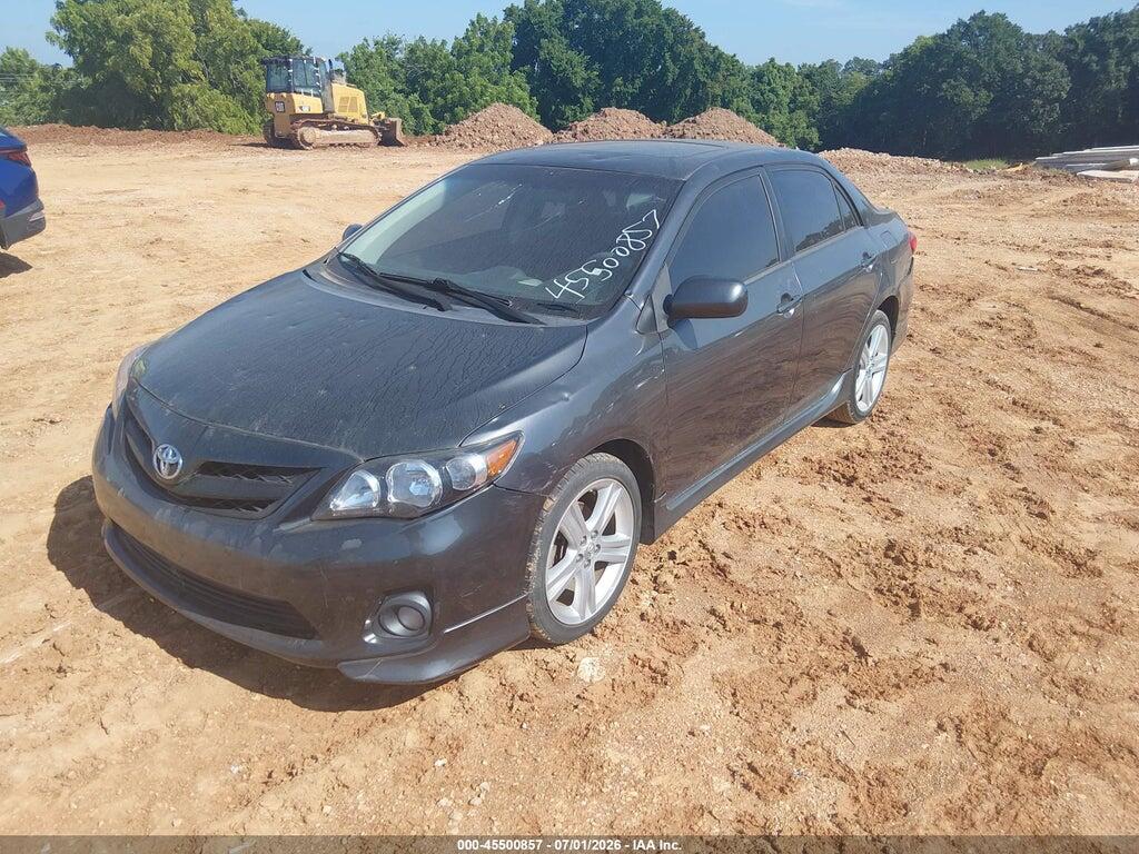 5YFBU4EE4DP164758 2013 TOYOTA COROLLA photo no. 2
