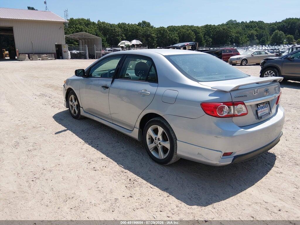 2T1BU4EE2DC999497 2013 TOYOTA COROLLA photo no. 3