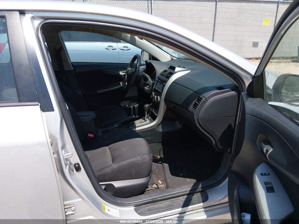 2T1BU4EE2DC999497 2013 TOYOTA COROLLA photo no. 5
