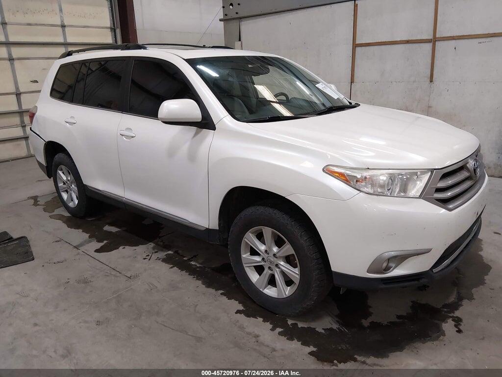 5TDBK3EHXDS275011 2013 TOYOTA HIGHLANDER photo no. 1