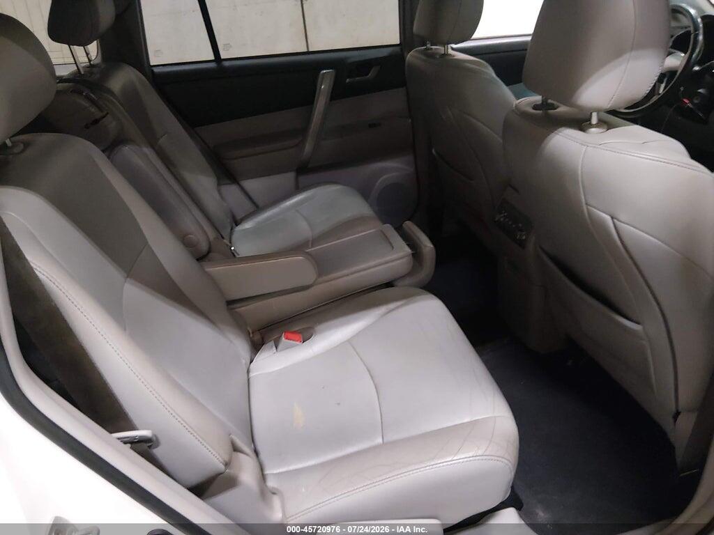 5TDBK3EHXDS275011 2013 TOYOTA HIGHLANDER photo no. 8