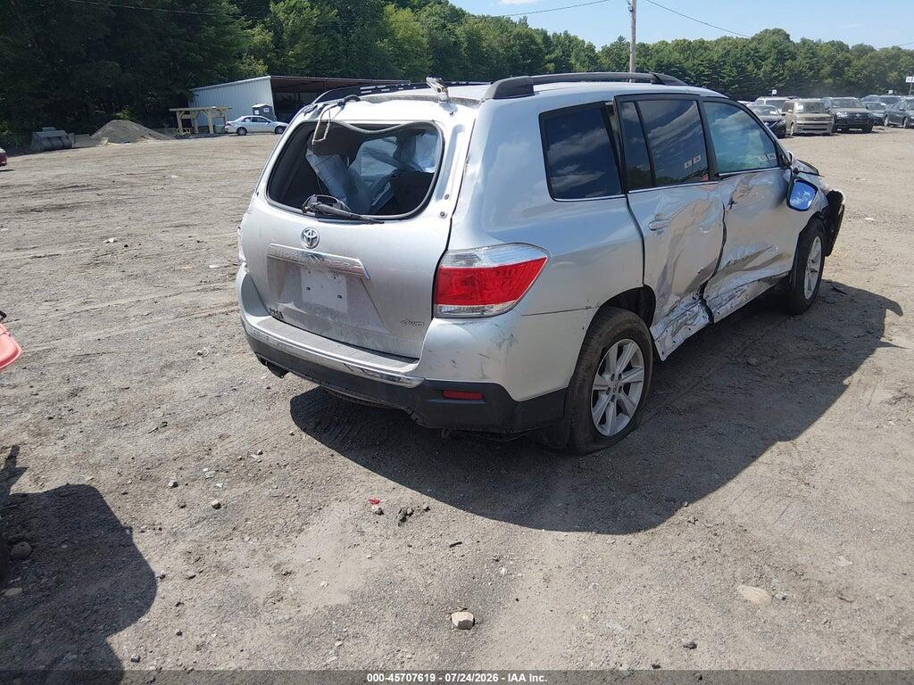 5TDBK3EH6DS252129 2013 TOYOTA HIGHLANDER photo no. 4