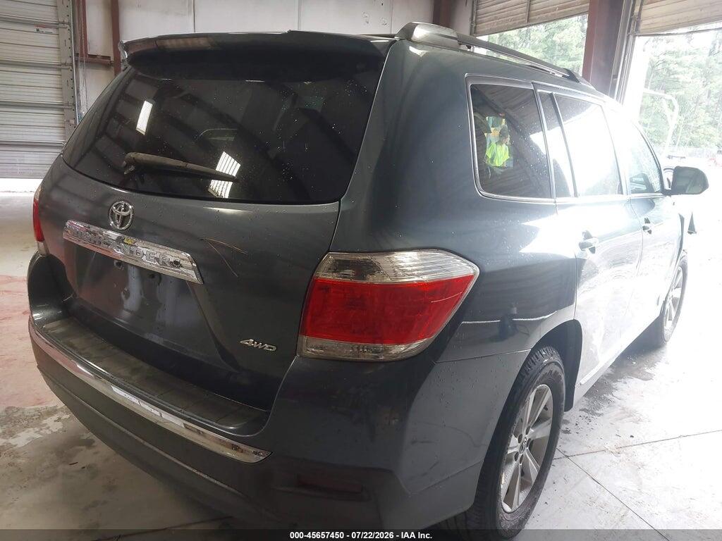 5TDBK3EH8DS191155 2013 TOYOTA HIGHLANDER photo no. 4
